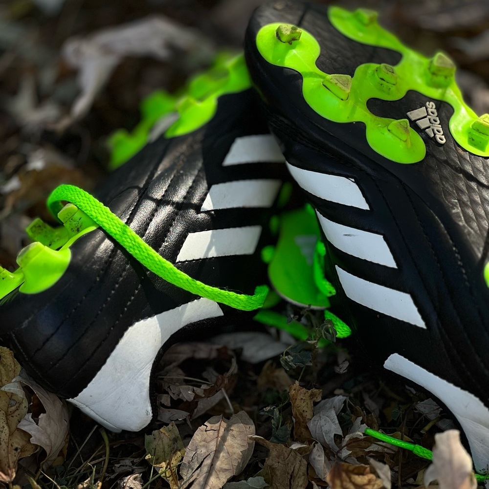 Boys soccer cleats.